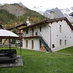 Appartamenti Vista Monte Bianco Courmayeur-Entreves