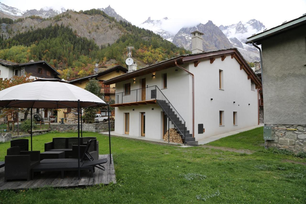 Vista Monte Bianco Courmayeur-entreves * Courmayeur
